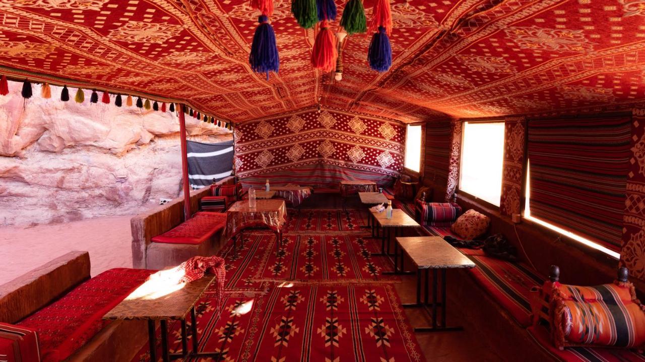 Wadi Rum Meteorite Camp Bagian luar foto