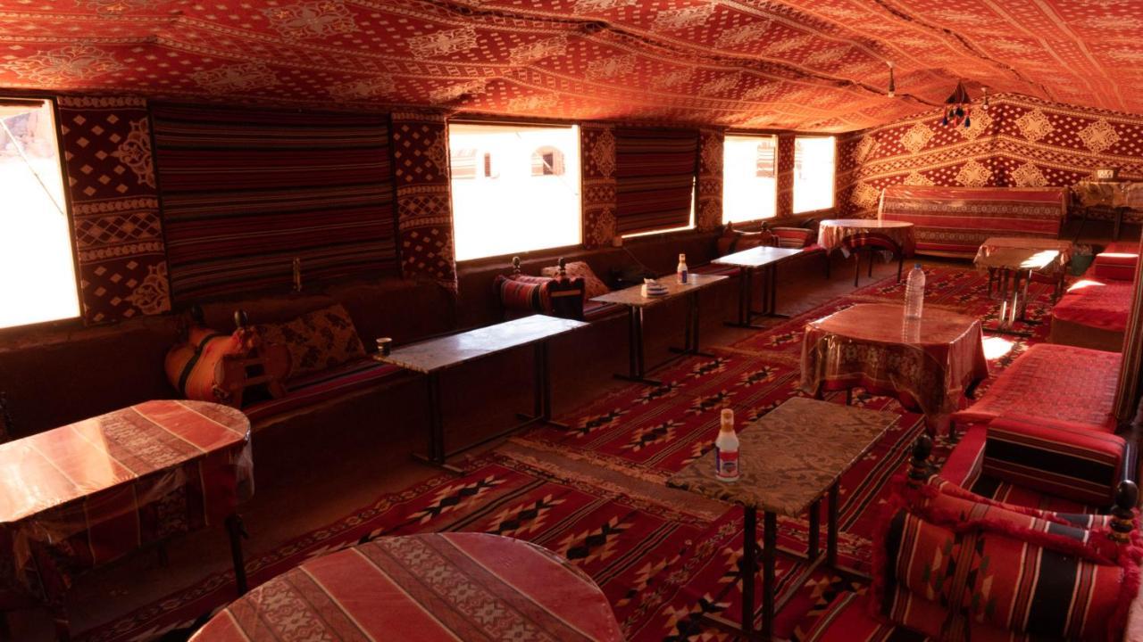 Wadi Rum Meteorite Camp Bagian luar foto