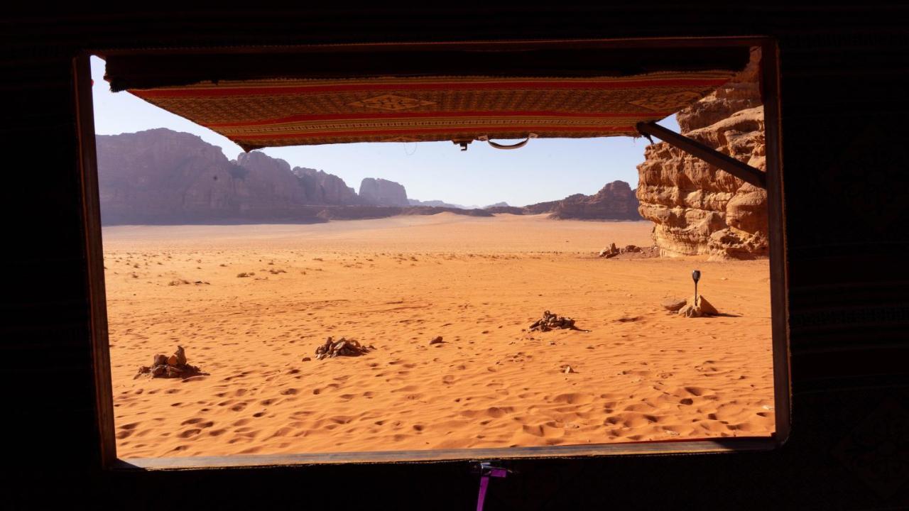 Wadi Rum Meteorite Camp Bagian luar foto