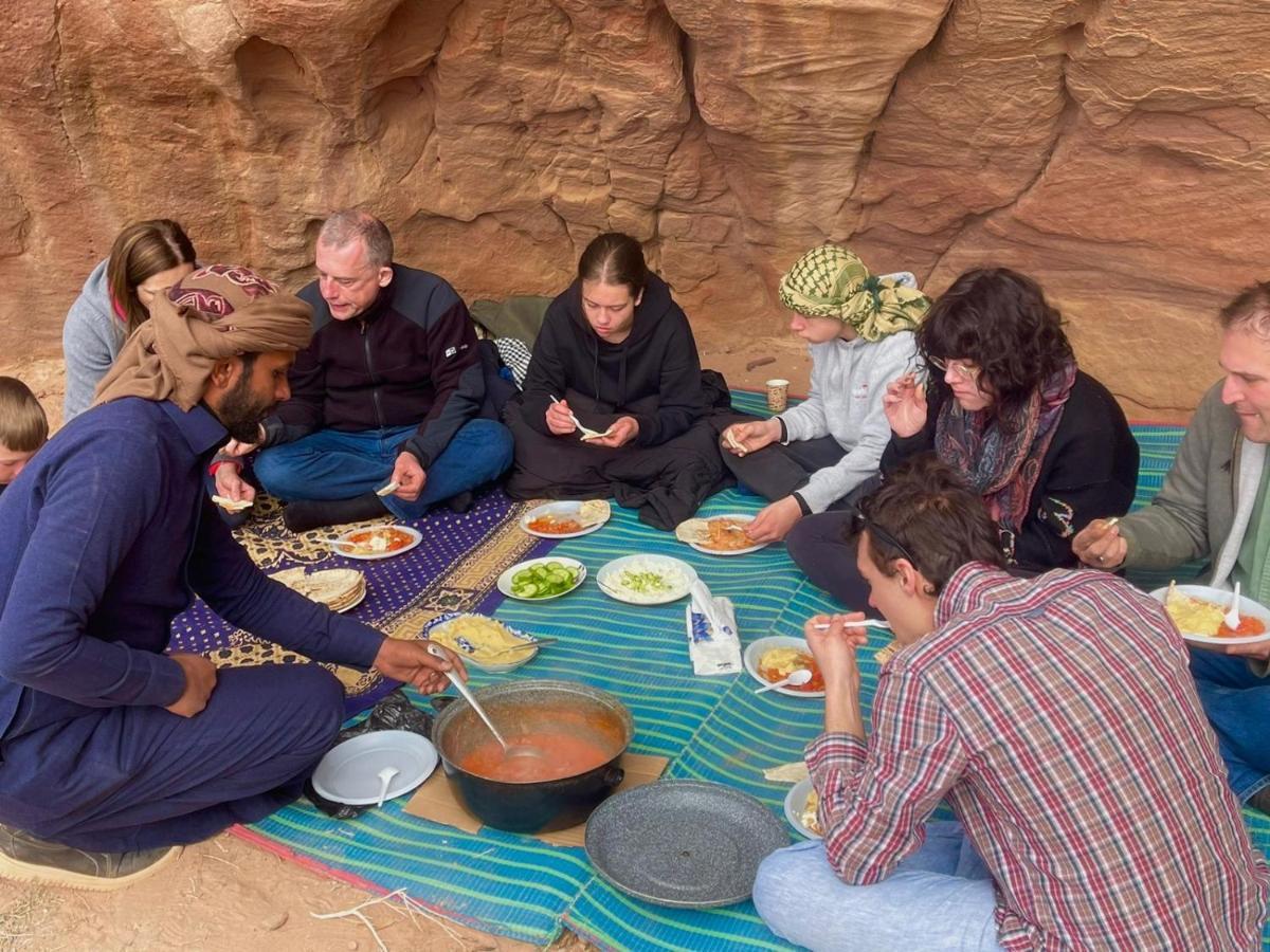 Wadi Rum Meteorite Camp Bagian luar foto